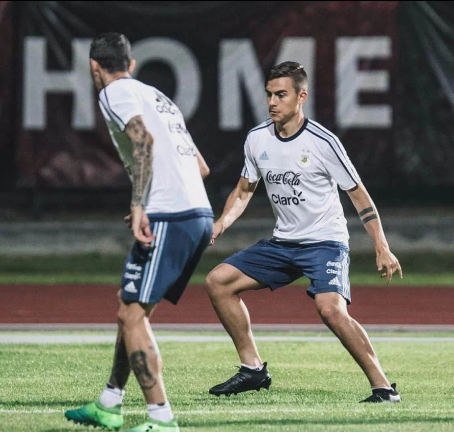 post card dybala adidas 2.webp